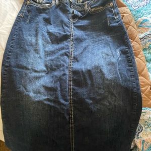 Hydraulic Jean skirt